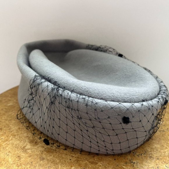 Vintage Lancaster Women's Gray Wool Counter Fit By Frank Olive Hat w/ Black Lace - Picture 2 of 12